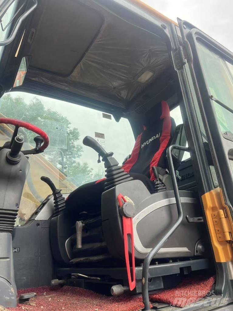 Hyundai R210W-9 Εκσκαφείς με τροχούς - λάστιχα