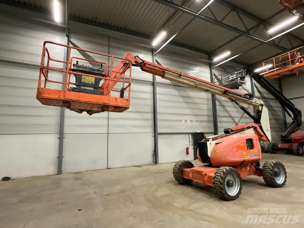 JLG 600 AJ Ανυψωτήρες με αρθρωτό βραχίονα