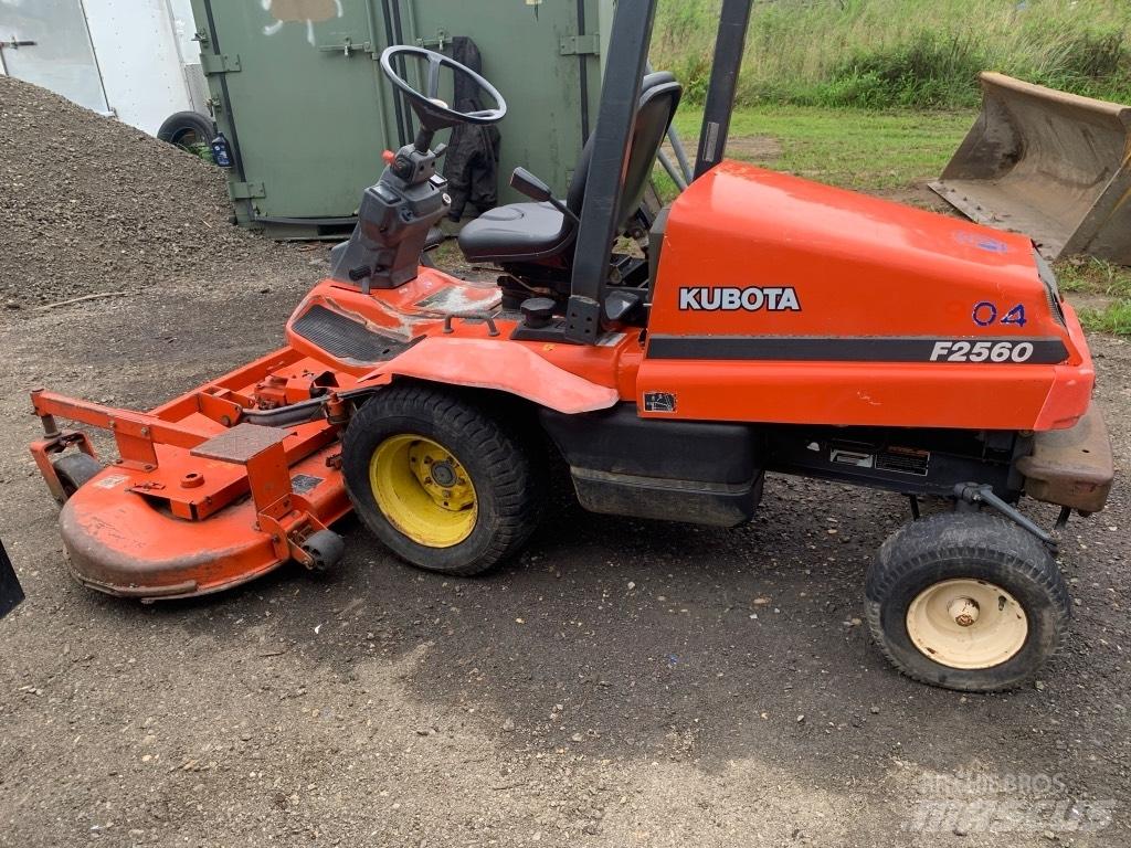 Kubota F 2560 Κατασκευές - Άλλα