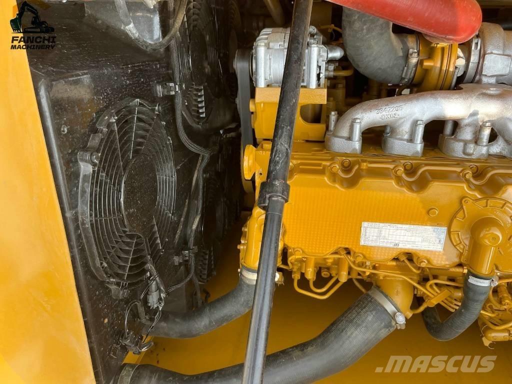 CAT 323 Εκσκαφείς με ερπύστριες