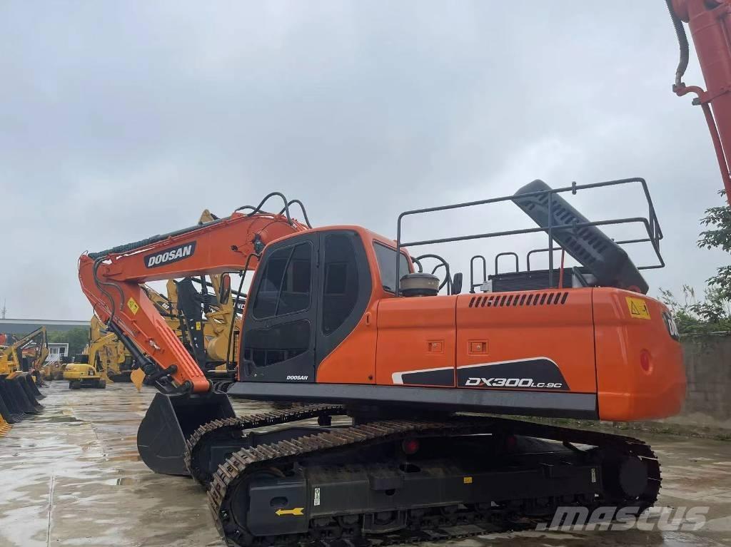 Doosan DX 300 LC Εκσκαφείς με ερπύστριες