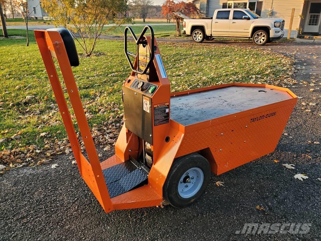 Taylor-Dunn SC090 Φορτηγά ρυμούλκησης