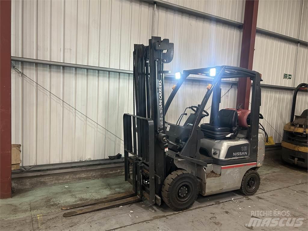 Nissan P1D1A18LQ Περονοφόρα ανυψωτικά κλαρκ με φυσικό αέριο LPG