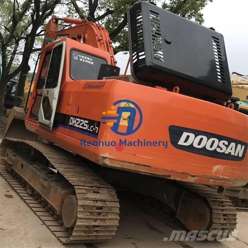 Doosan DH225LC-7 Εκσκαφείς με ερπύστριες