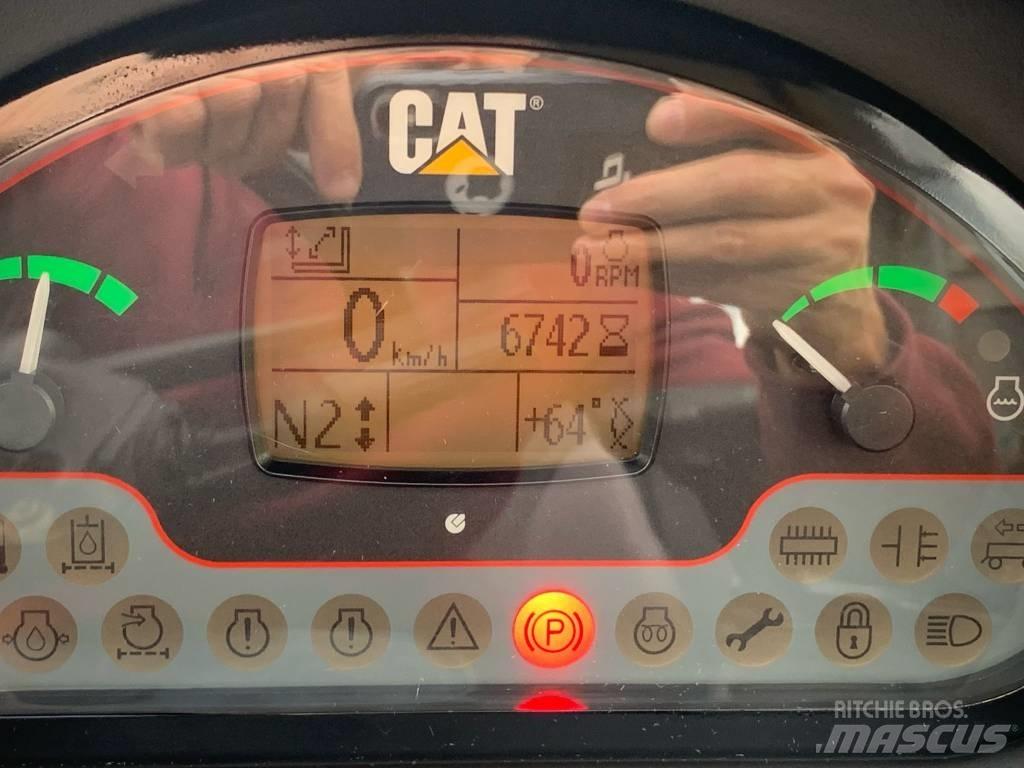 CAT TH 337C Συστήματα τηλεχειρισμού για τη γεωργία