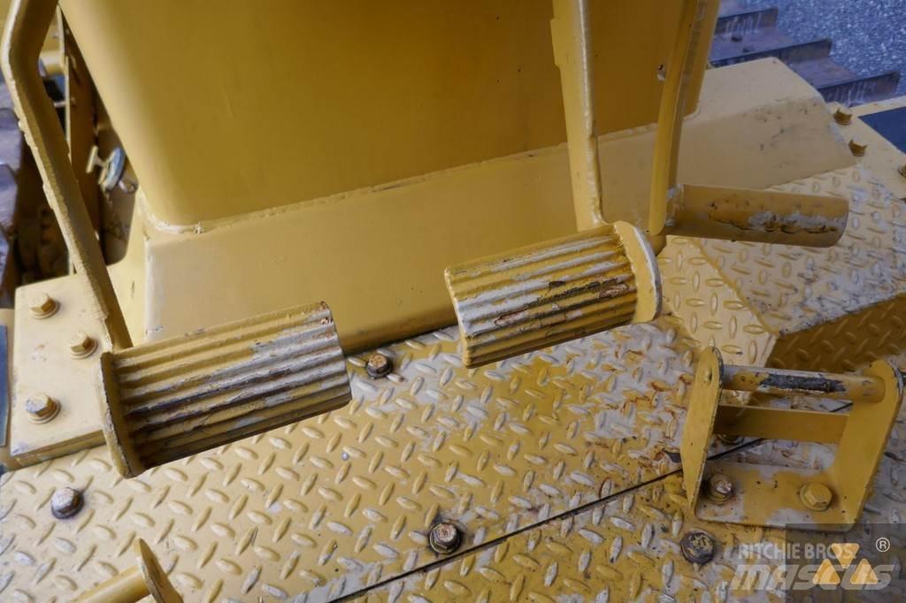 CAT D7G Ex-army Μπουλντόζες με ερπύστριες