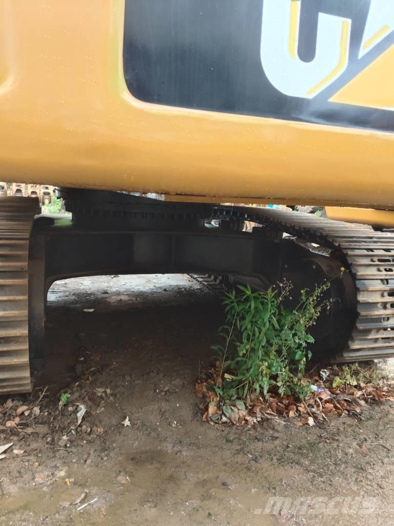 CAT 336 D2 Εκσκαφείς με ερπύστριες