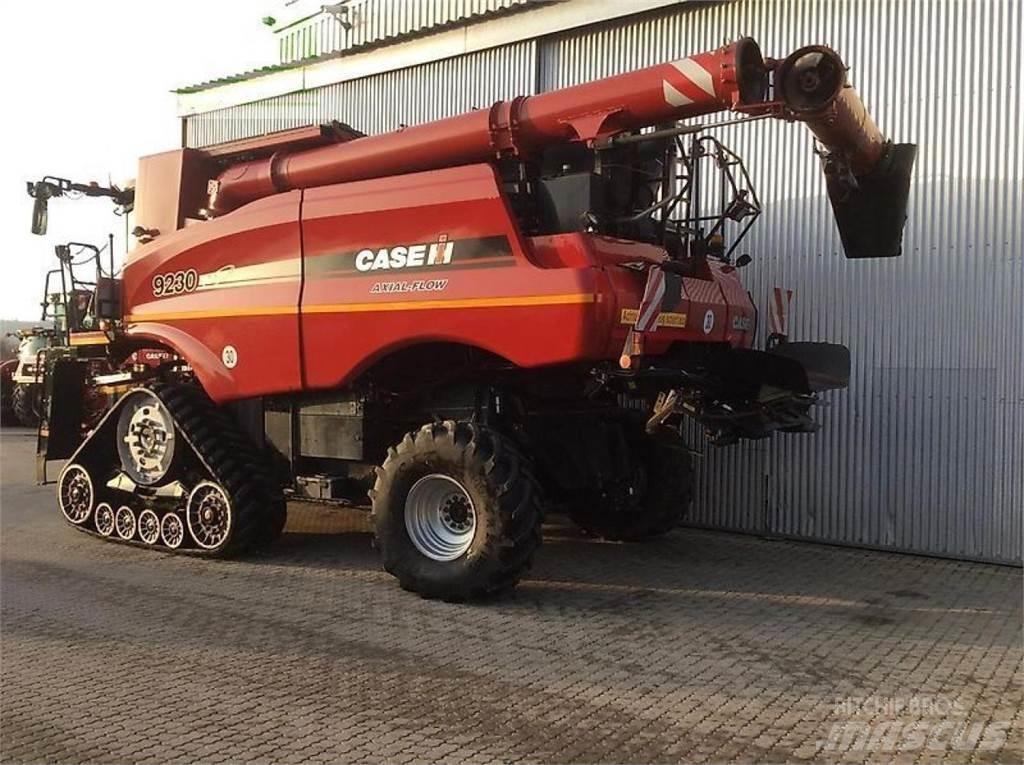 Case IH axial 9230 Θεριζοαλωνιστικές μηχανές