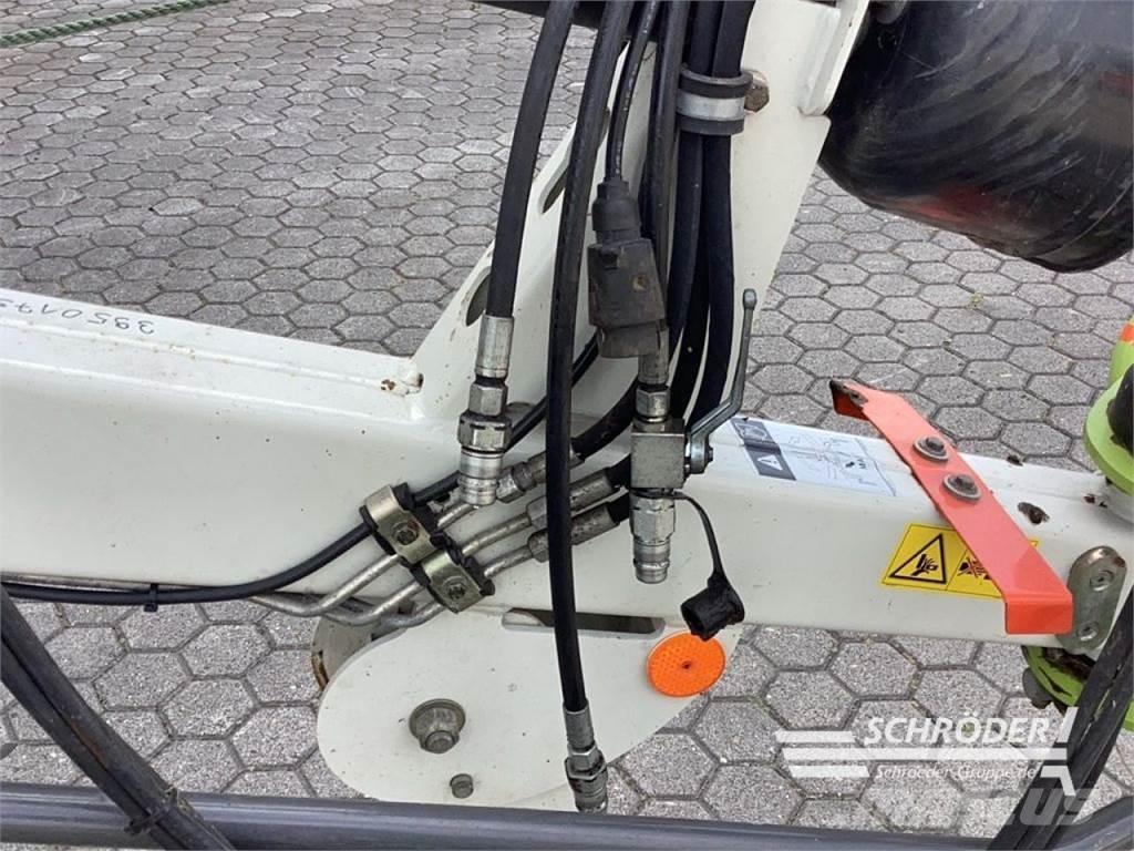 CLAAS LINER 2800 Αναμοχλευτήρες