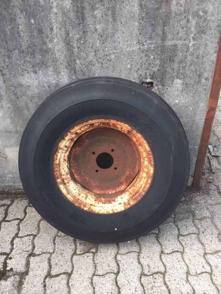 BKT 7.50 R 16 + velg Ελαστικά και ζάντες