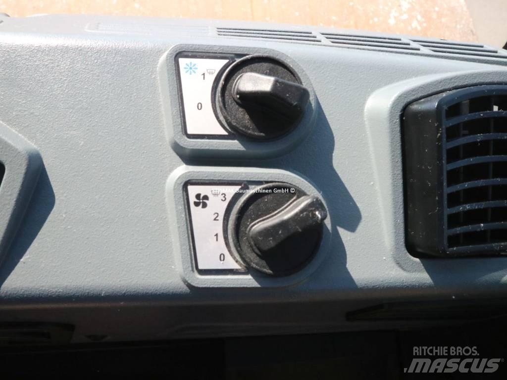 Bomag BW 211 D-50 Οδοστρωτήρες μονού κυλίνδρου