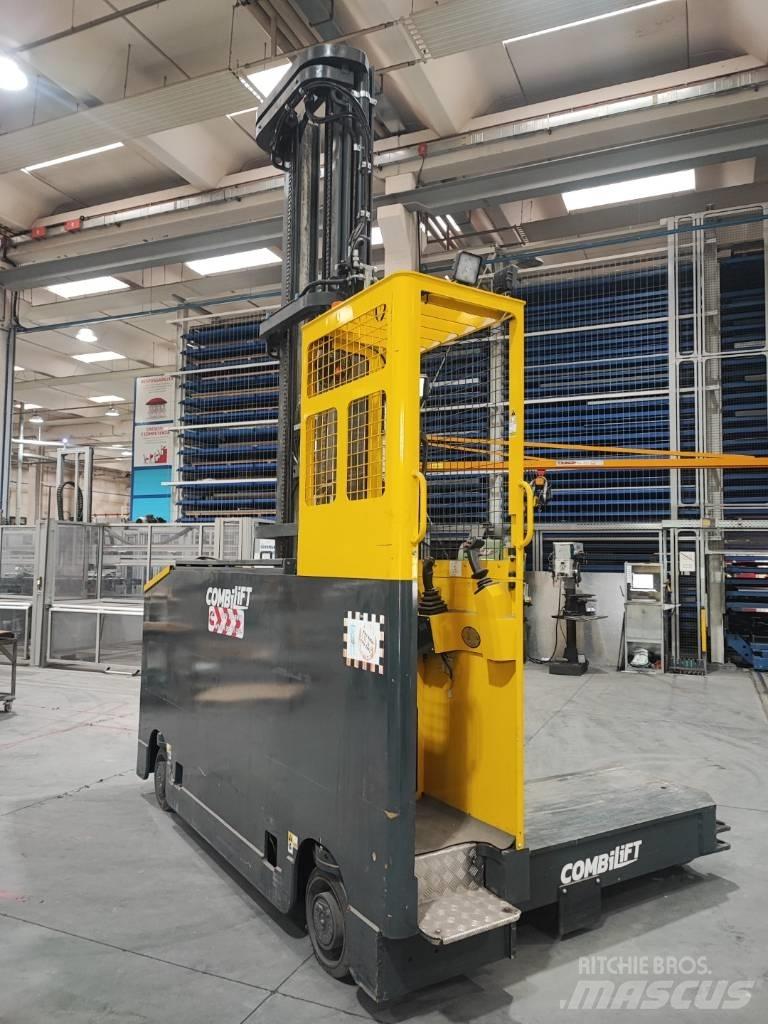 Combilift C4500GTE Ανυψωτικά στενών δρόμων