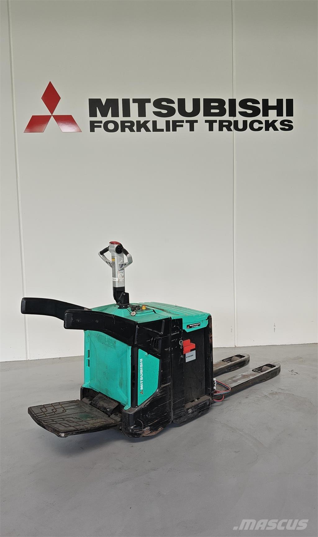 Mitsubishi PBV20N2 Φορτηγά με πλατφόρμα