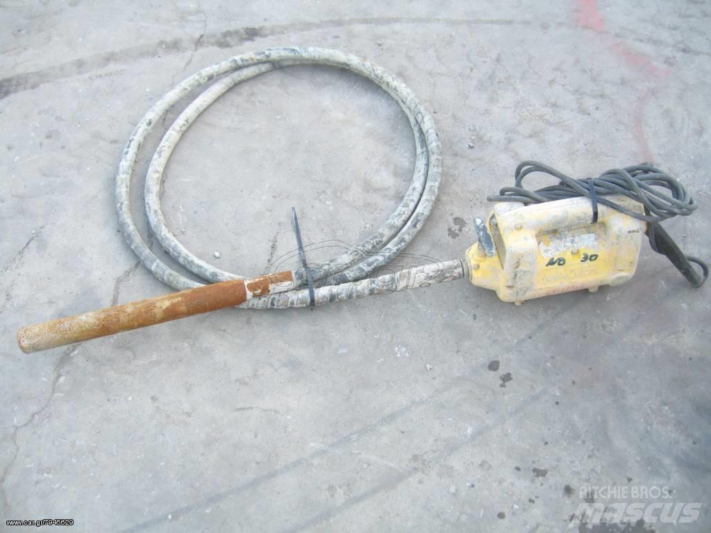 Wacker 220 VOL Επίπεδοι κόπανοι