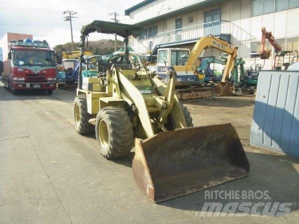 Mitsubishi WS300A Φορτωτές με λάστιχα (Τροχοφόροι)