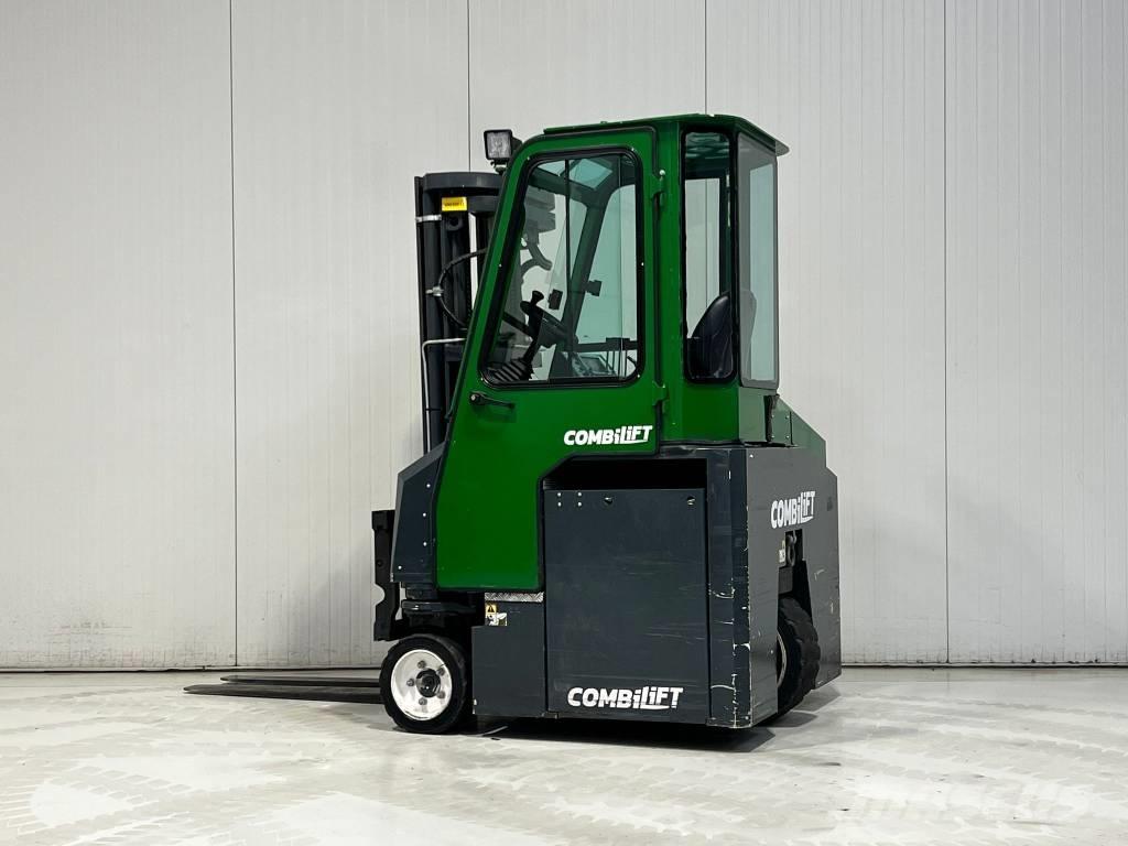 Combilift CBE2500 Ανυψωτικά στενών δρόμων 4 κατευθύνσεων