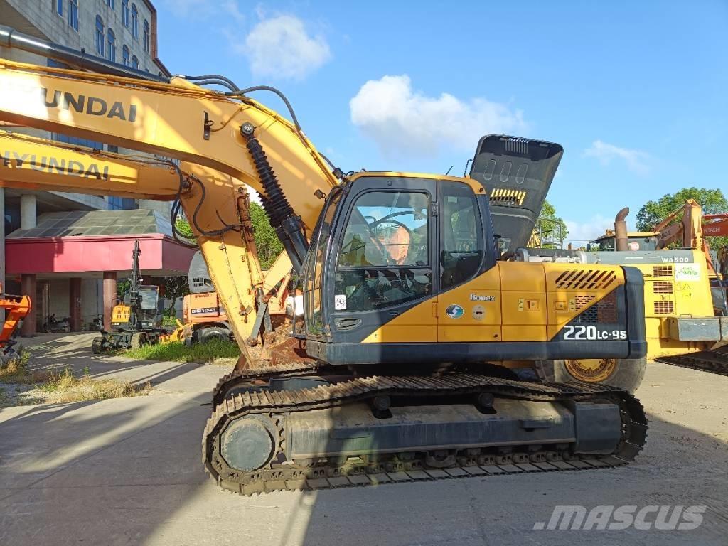 Hyundai R220LC-9S Εκσκαφείς με ερπύστριες