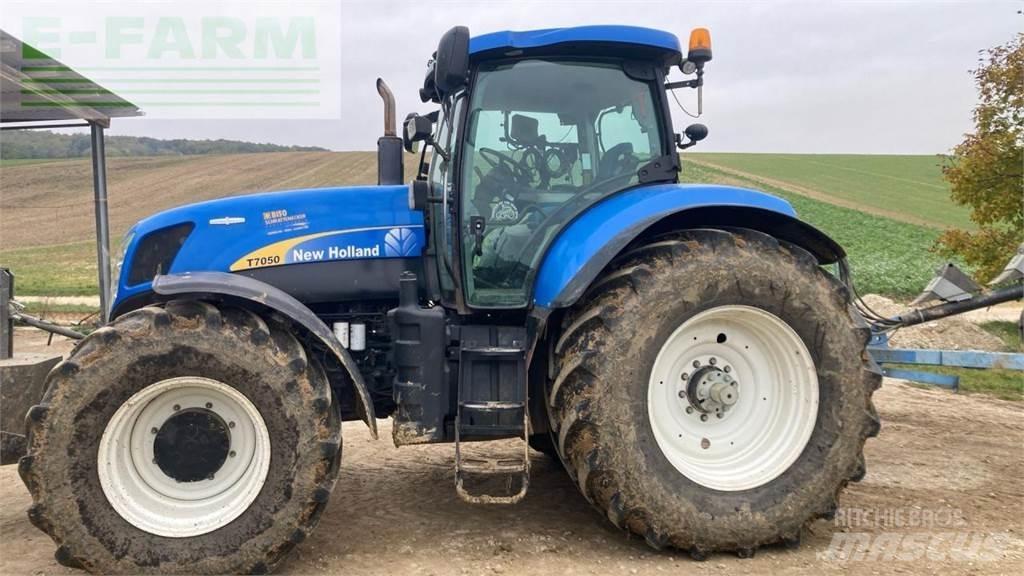 New Holland T7050 Τρακτέρ