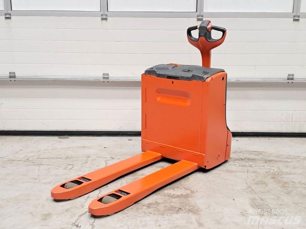 Linde T16 Χειροκίνητο περονοφόρο ανυψωτικό
