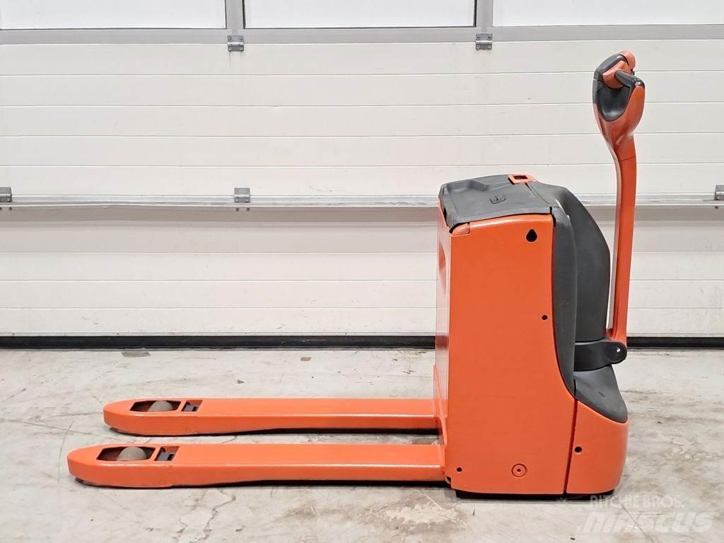 Linde T16 Χειροκίνητο περονοφόρο ανυψωτικό