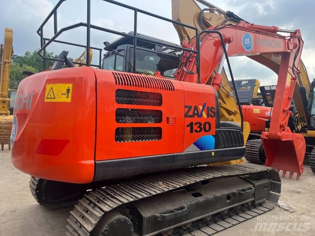 Hitachi 130 Εκσκαφείς με ερπύστριες