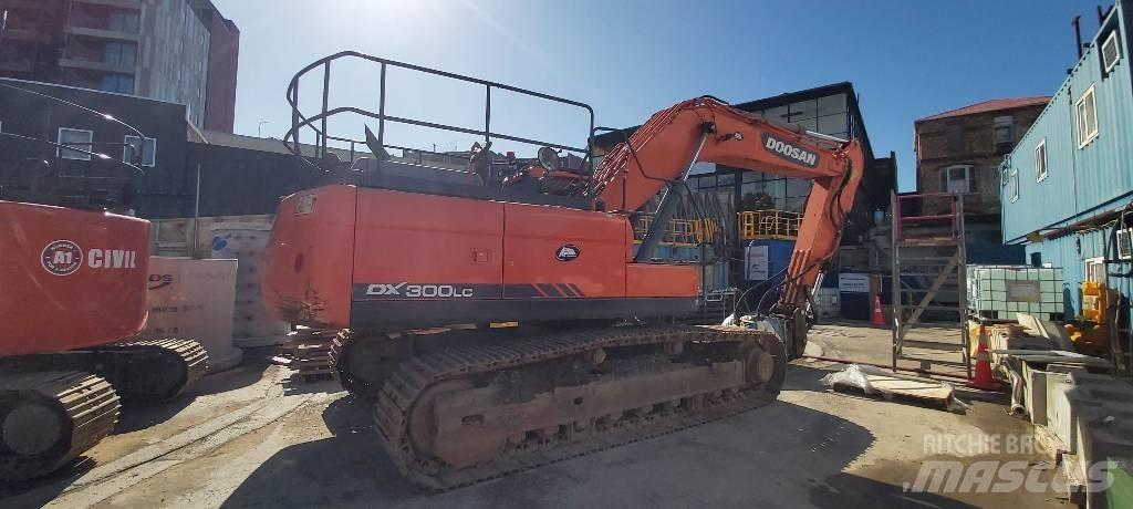 Doosan DX 300 LC Εκσκαφείς με ερπύστριες