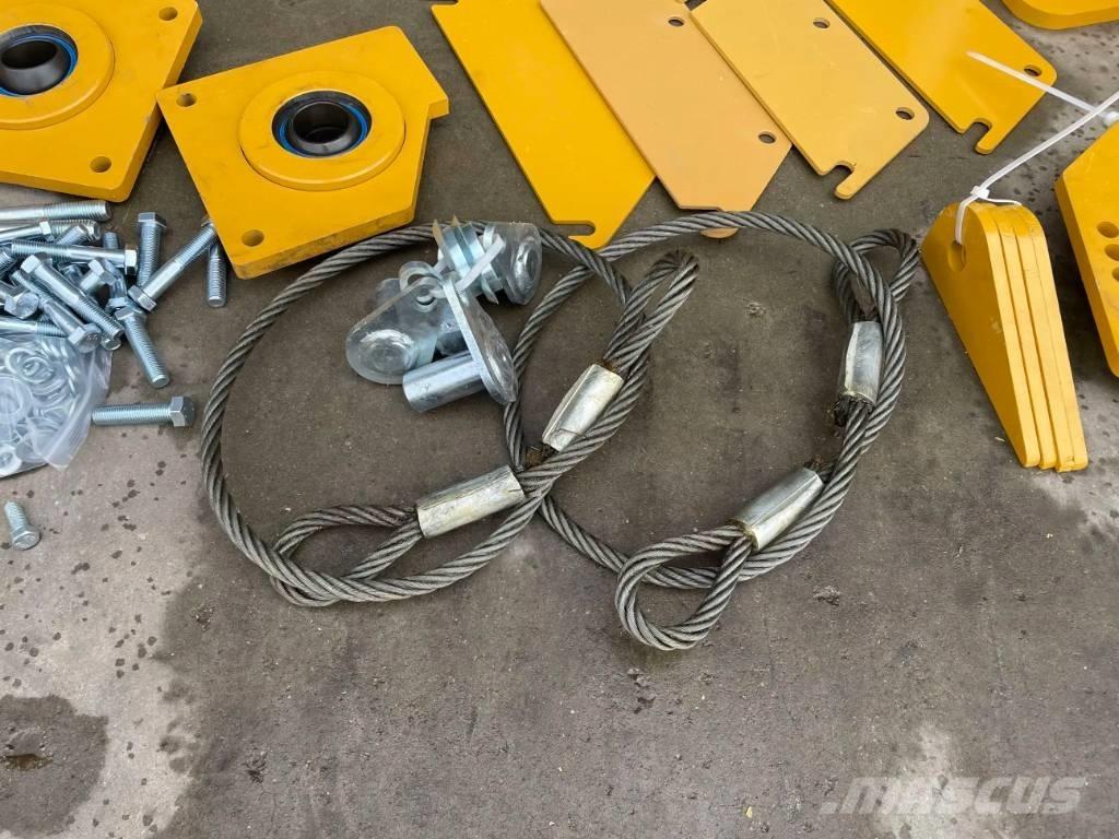 Volvo A25G Πτυσσόμενες πόρτες (Tailgates)