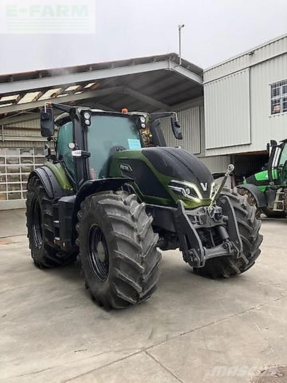 Valtra q305 Τρακτέρ