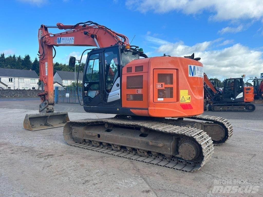 Hitachi ZX225 USLC-6 Εκσκαφείς με ερπύστριες