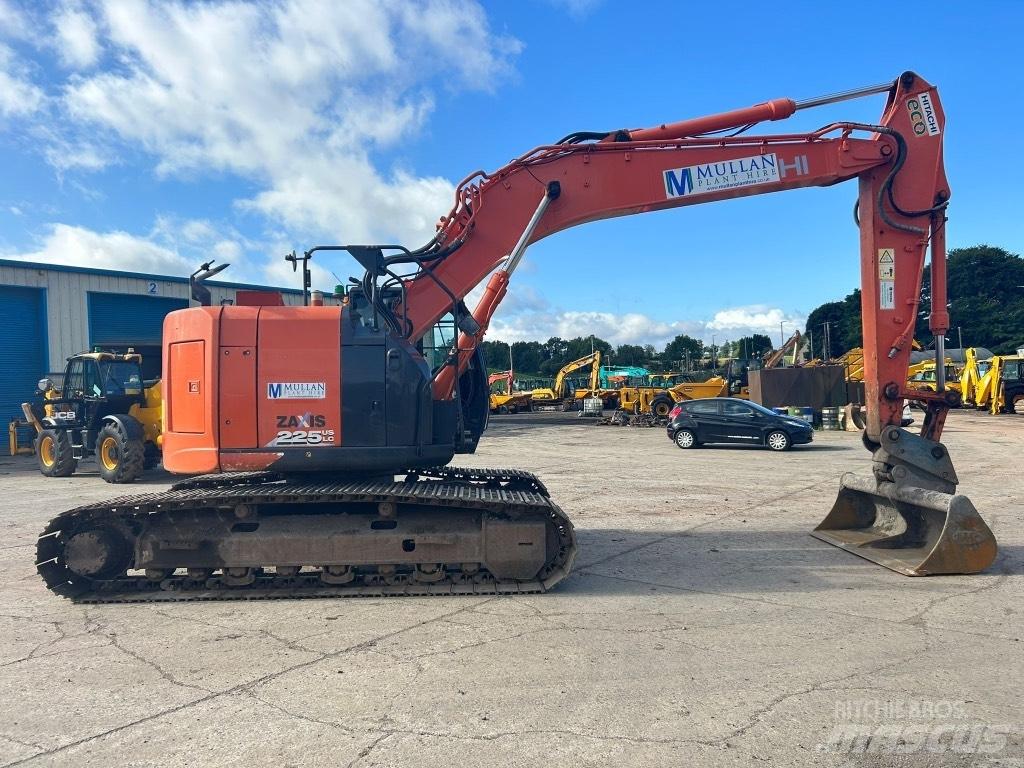 Hitachi ZX225 USLC-6 Εκσκαφείς με ερπύστριες