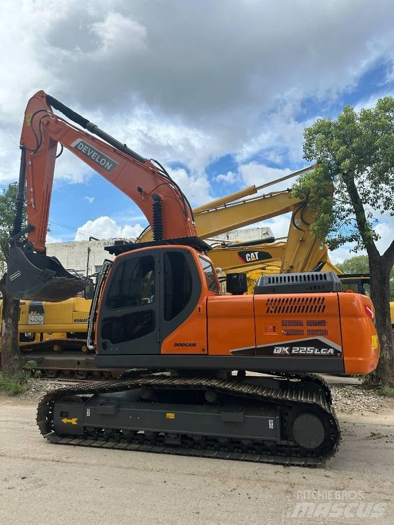Develon DX 225 LCA Μίνι εκσκαφείς 7t - 12t
