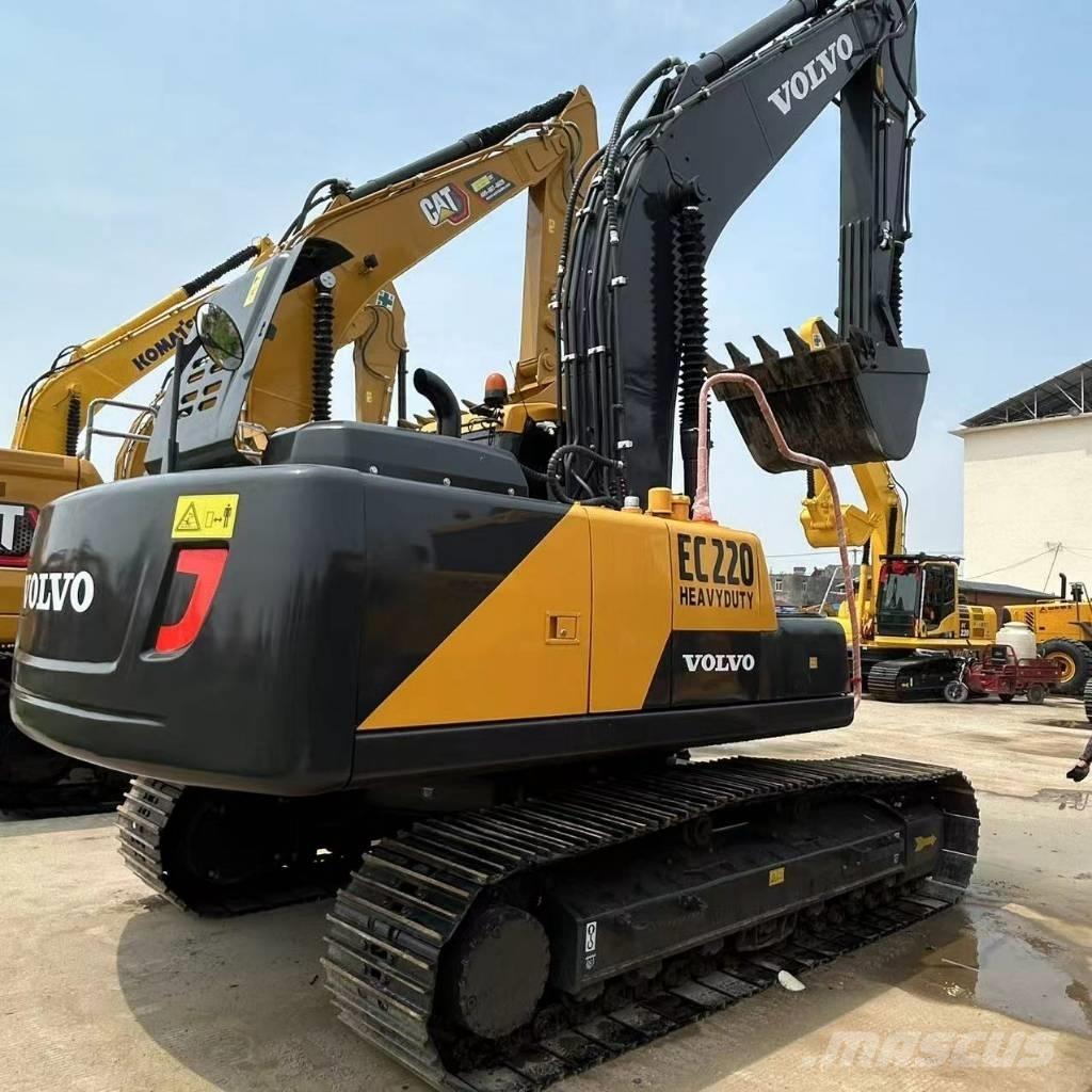 Volvo 220 Εκσκαφείς με ερπύστριες