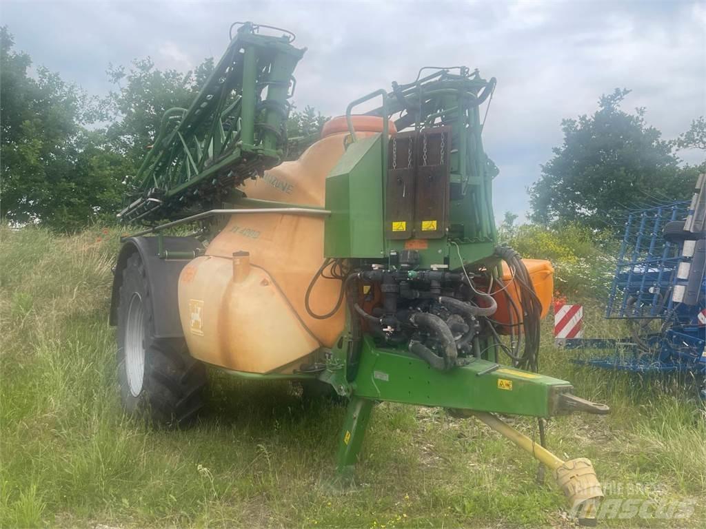 Amazone UX 4200 Ρυμουλκούμενα ψεκαστικά