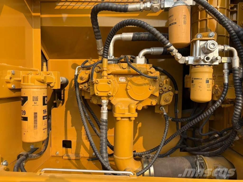 CAT 325 Εκσκαφείς με ερπύστριες