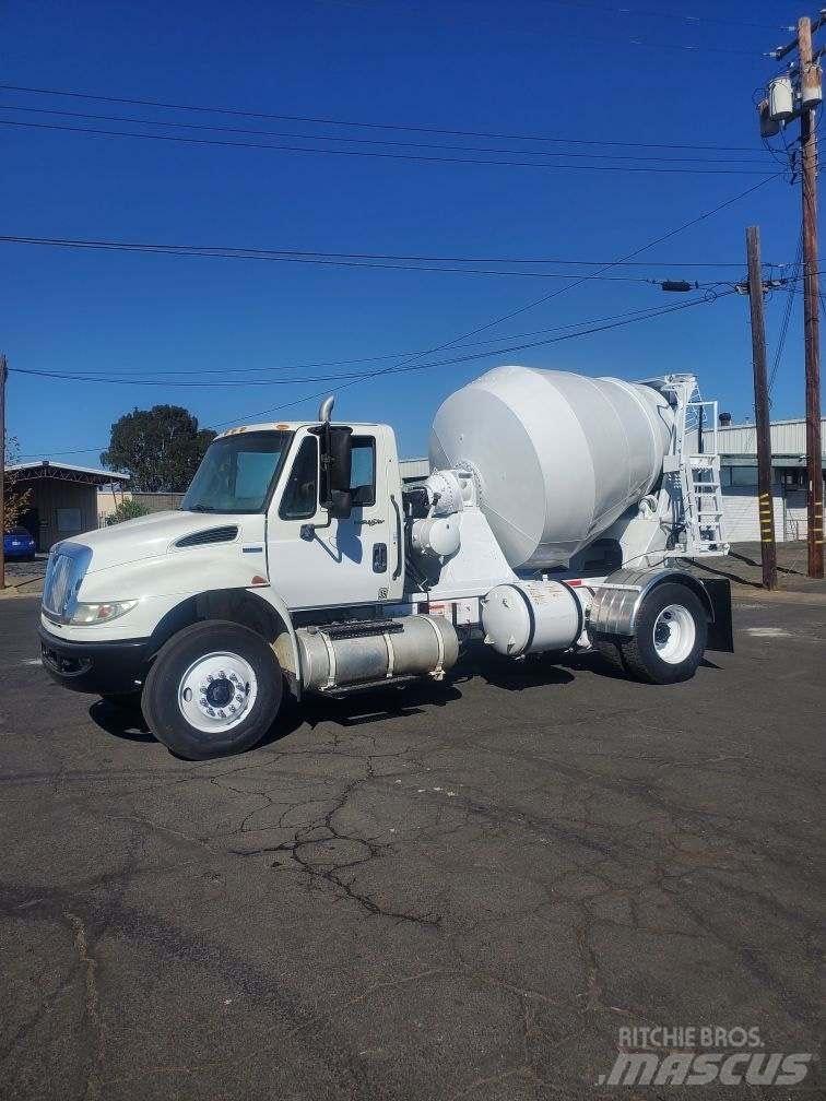 International 4300 Φορτηγά Kαρότσα με ανοιγόμενα πλαϊνά