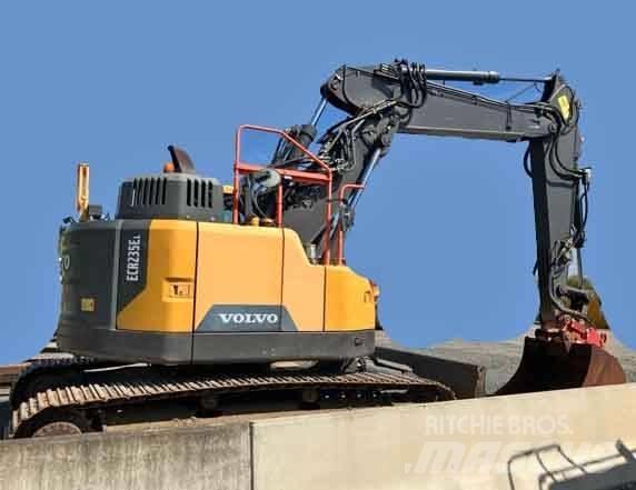 Volvo ECR 235 E Εκσκαφείς με ερπύστριες