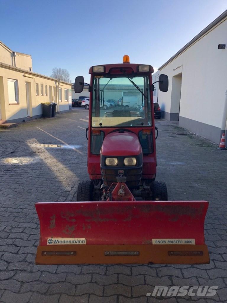 Shibaura ST 324 HST Τρακτέρ μικρών διαστάσεων