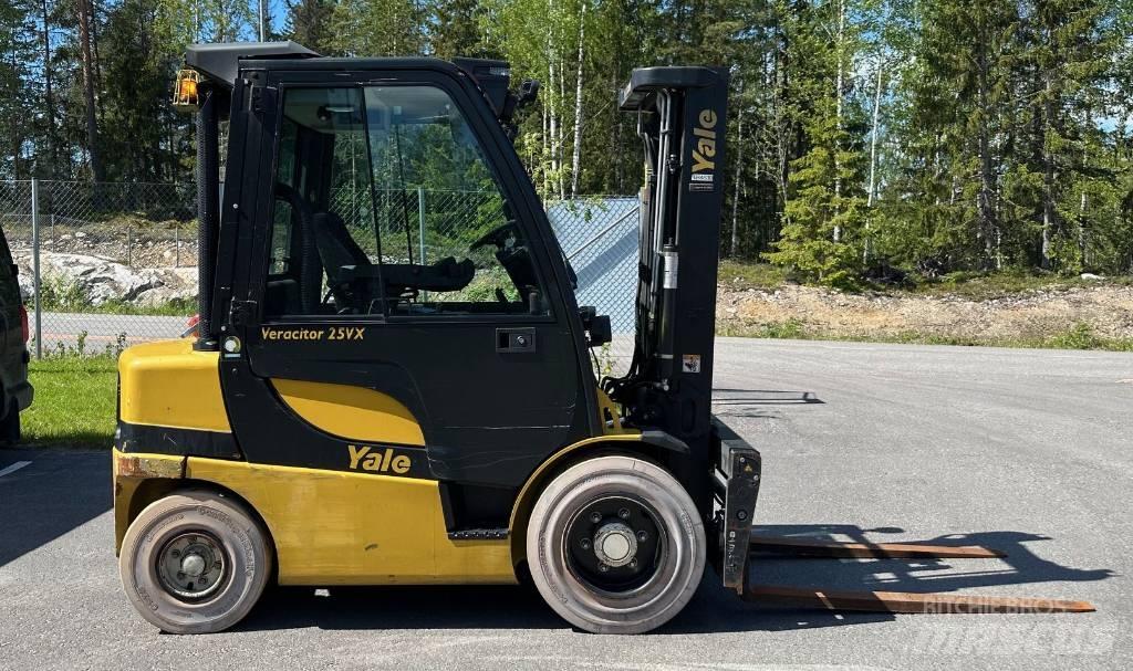Yale GDP 25 VX Πετρελαιοκίνητα Κλαρκ