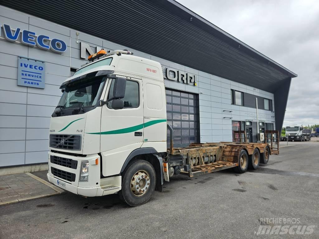 Volvo FH12 8x4 Φορτηγά μεταφοράς δασικών μηχανημάτων