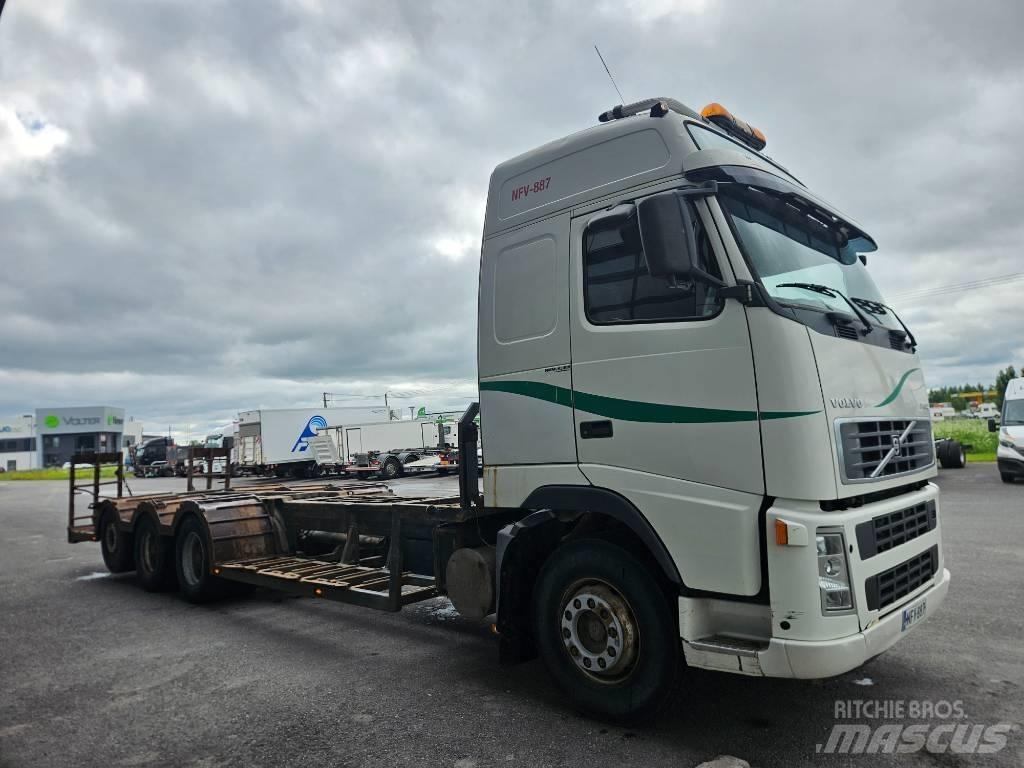 Volvo FH12 8x4 Φορτηγά μεταφοράς δασικών μηχανημάτων
