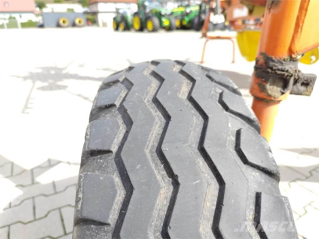 Fella TS 800 Αναμοχλευτήρες