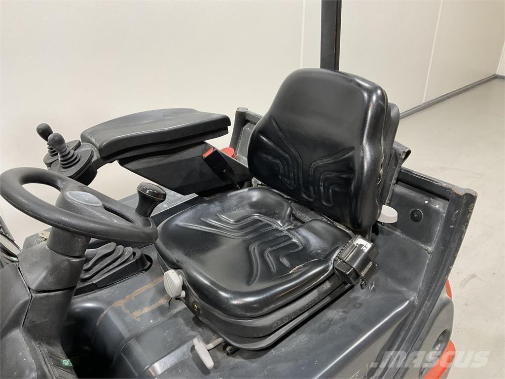 Linde E16C-02 Ηλεκτρικά περονοφόρα ανυψωτικά κλαρκ