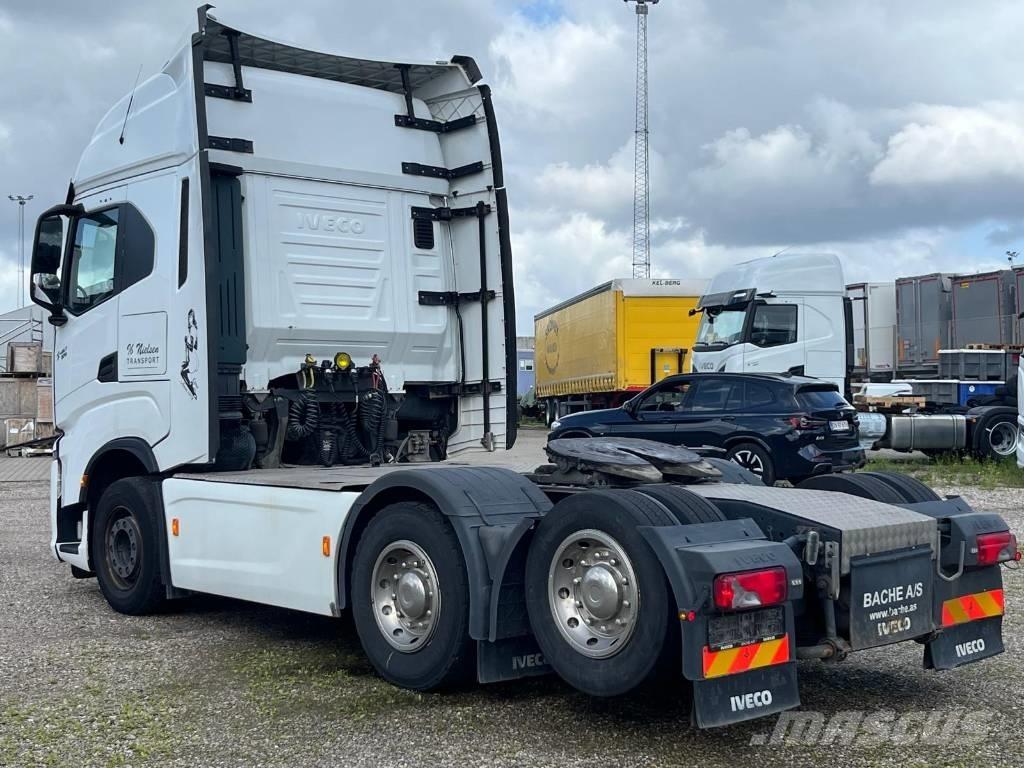 Iveco S-Way 570 Τράκτορες