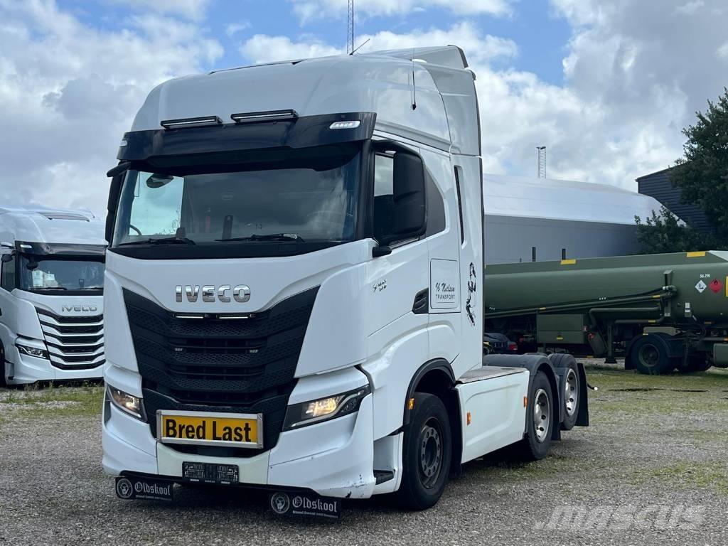 Iveco S-Way 570 Τράκτορες