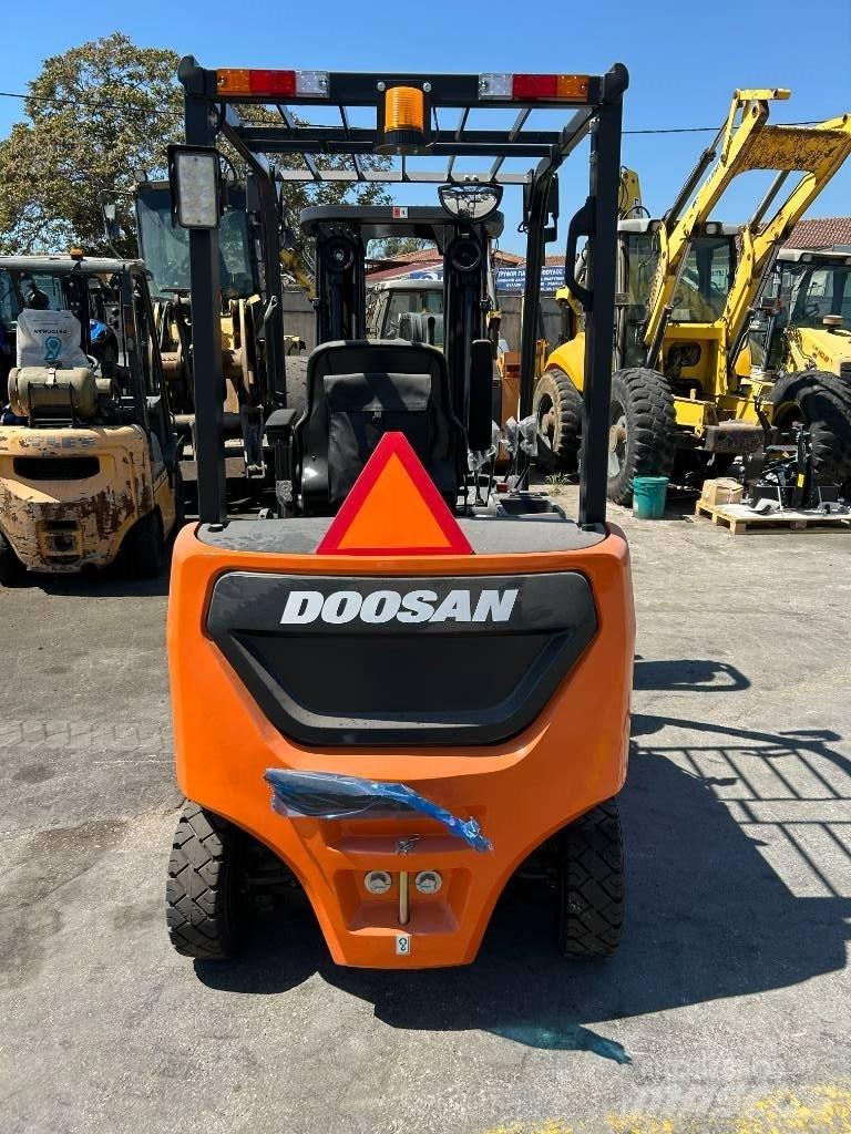 Doosan B 25 NS Ηλεκτρικά περονοφόρα ανυψωτικά κλαρκ