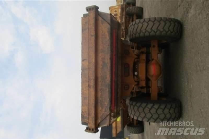 Bell B30D Σπαστό Dump Truck ADT
