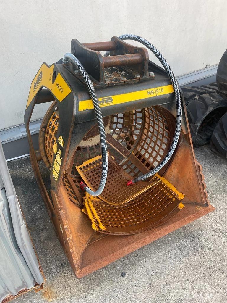 MB Crusher S 10 Μηχανές κοσκινίσματος