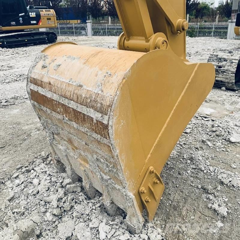 CAT 320 D Εκσκαφείς με ερπύστριες