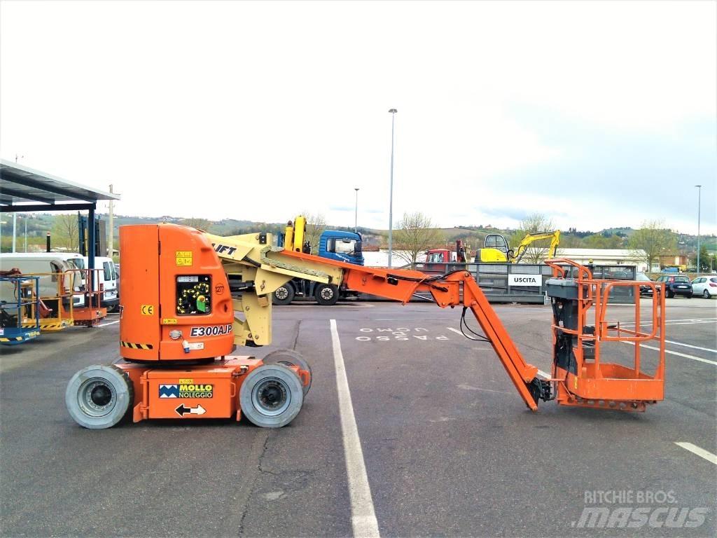 JLG E 300 AJP Ανυψωτήρες με αρθρωτό βραχίονα