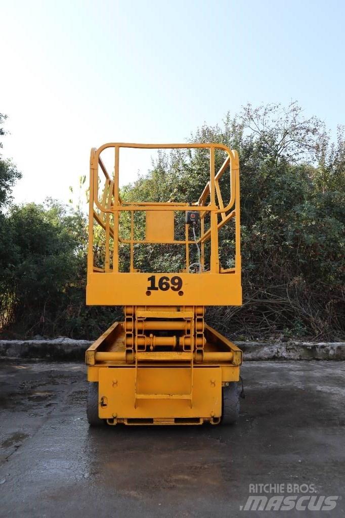 Haulotte Compact 10 Ανυψωτήρες ψαλιδωτής άρθρωσης